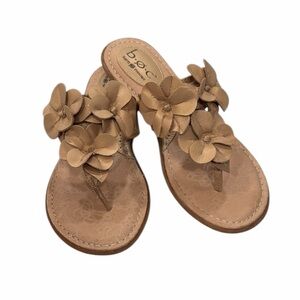 NEW B.O.C. Born Concept Adie Taupe Leather Floral Thong Sandals Sz 7M